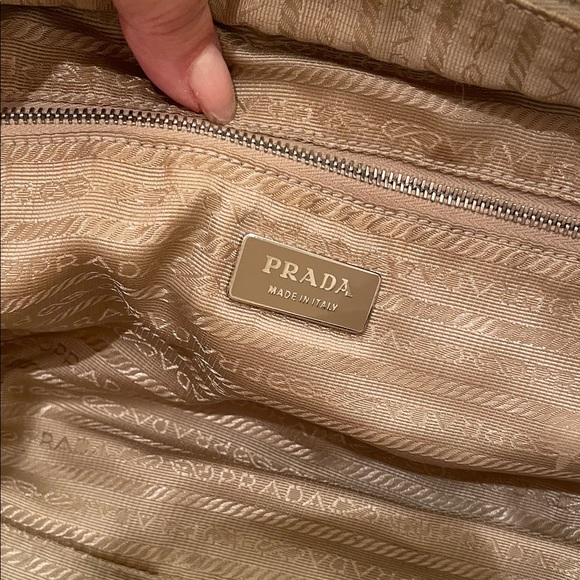 Prada handbag ,Cream and luggage leather trimming - Picture 16 of 17